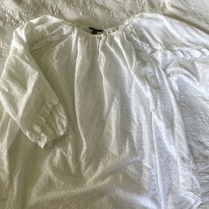 Chaps 1X totally cute eyelet top